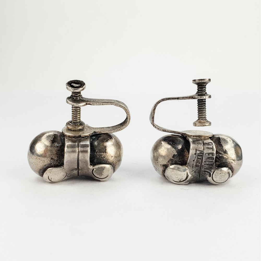 Vintage Mexico Sterling Silver 925 Screw Back Earrings Balls and Leaves Design - Picture 5 of 8